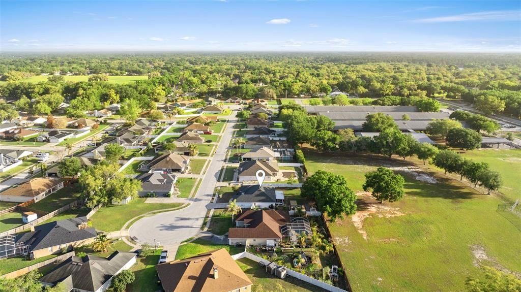 Active With Contract: $385,000 (4 beds, 3 baths, 2072 Square Feet)