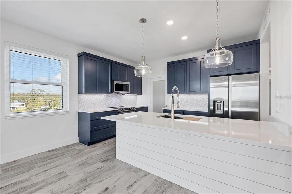 For Rent: $3,500 (3 beds, 2 baths, 2028 Square Feet)