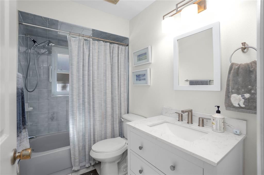 Active With Contract: $300,000 (3 beds, 2 baths, 1635 Square Feet)