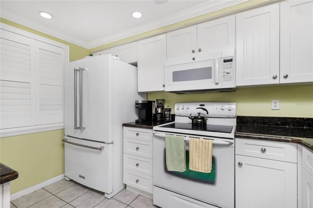 En Venta: $295,000 (2 camas, 2 baños, 1070 Pies cuadrados)