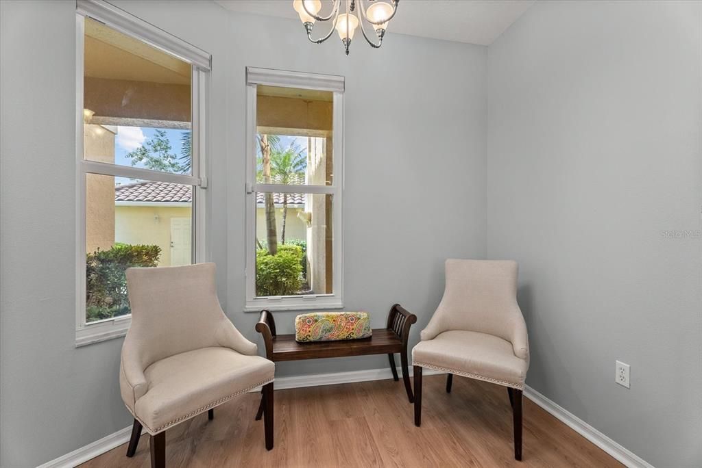 For Sale: $322,900 (2 beds, 2 baths, 1552 Square Feet)