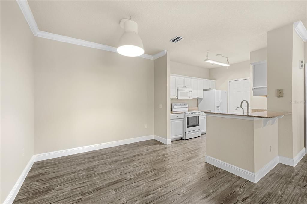 For Sale: $310,000 (3 beds, 2 baths, 1499 Square Feet)