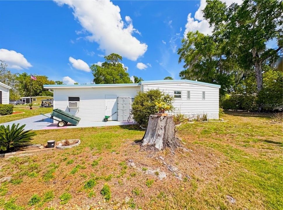 For Sale: $139,900 (2 beds, 2 baths, 1152 Square Feet)