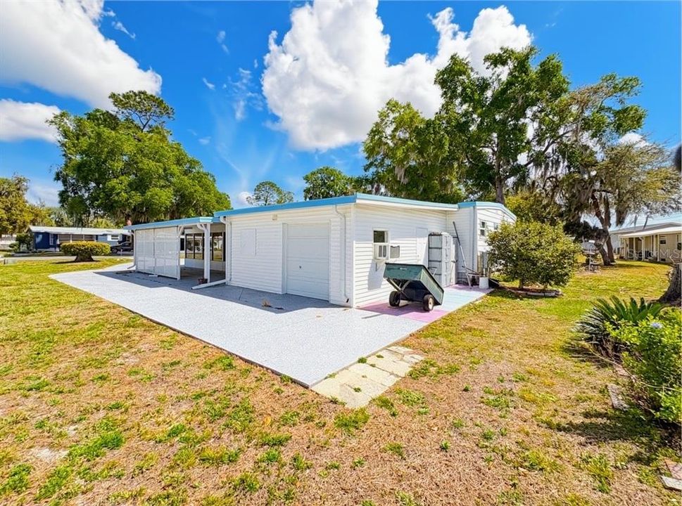 For Sale: $139,900 (2 beds, 2 baths, 1152 Square Feet)
