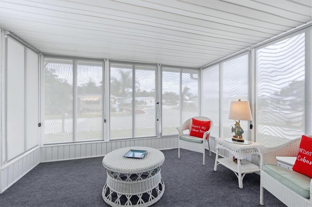 For Sale: $160,000 (2 beds, 2 baths, 1056 Square Feet)