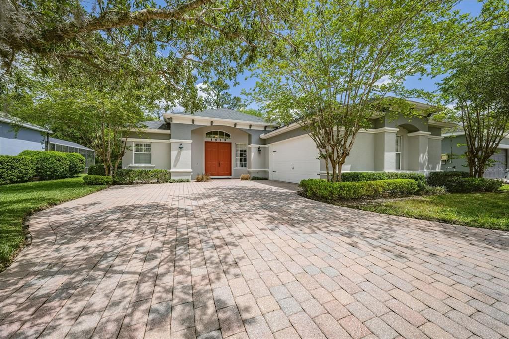 Active With Contract: $485,000 (3 beds, 2 baths, 1955 Square Feet)