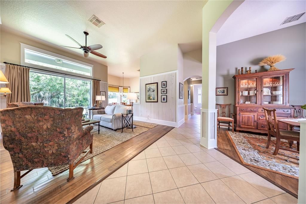 Active With Contract: $485,000 (3 beds, 2 baths, 1955 Square Feet)