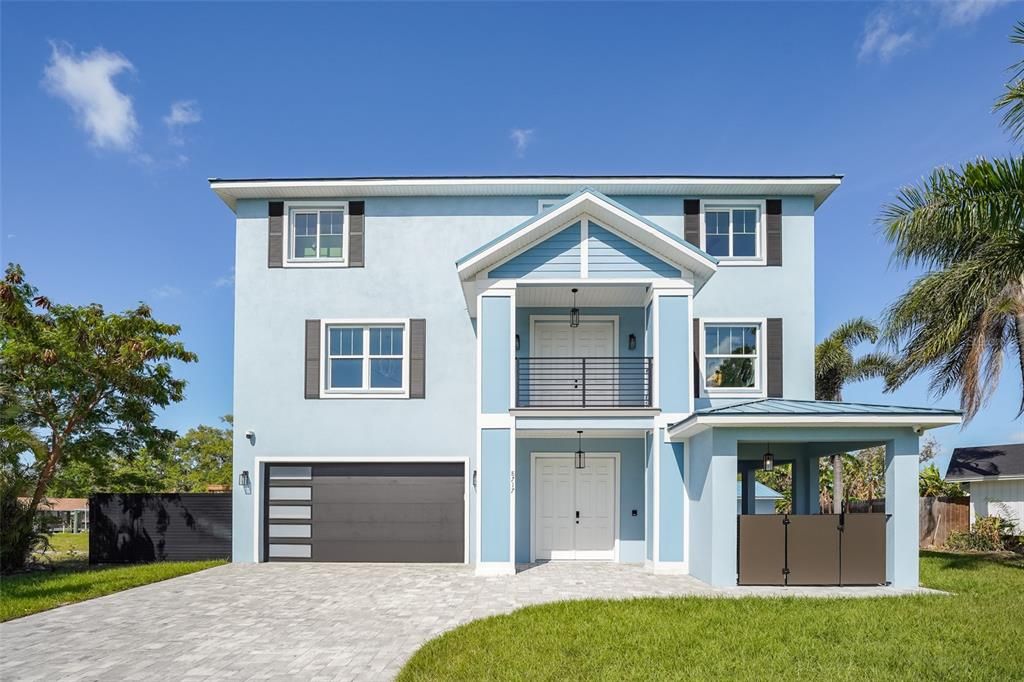 En Venta: $2,800,000 (4 camas, 3 baños, 3352 Pies cuadrados)