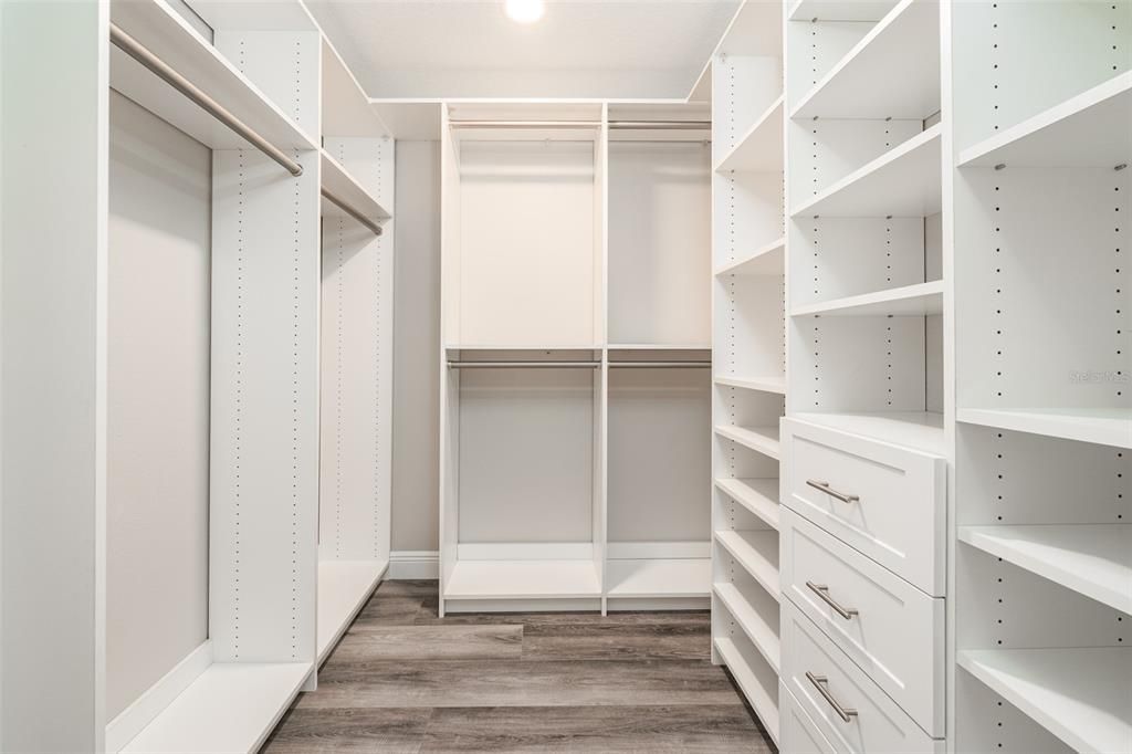 En Venta: $2,800,000 (4 camas, 3 baños, 3352 Pies cuadrados)