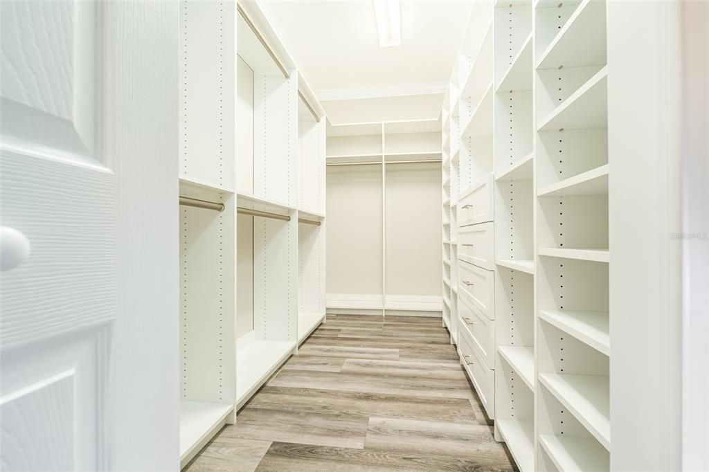 En Venta: $2,800,000 (4 camas, 3 baños, 3352 Pies cuadrados)