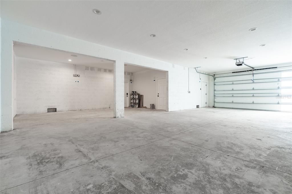 En Venta: $2,800,000 (4 camas, 3 baños, 3352 Pies cuadrados)