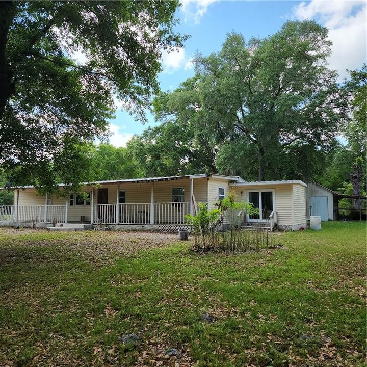 For Sale: $270,000 (4 beds, 2 baths, 1284 Square Feet)