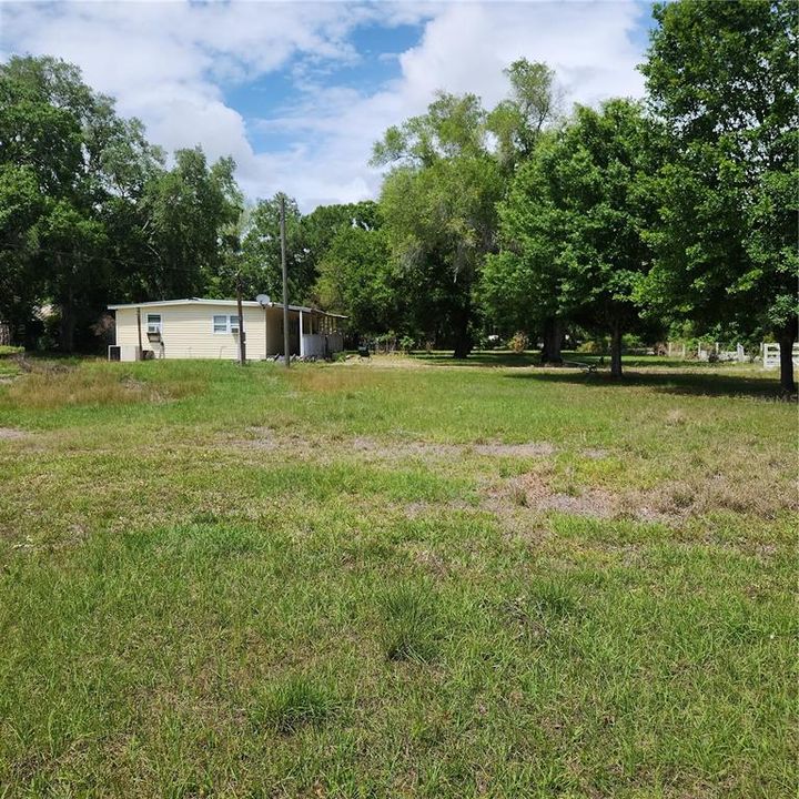 For Sale: $270,000 (4 beds, 2 baths, 1284 Square Feet)