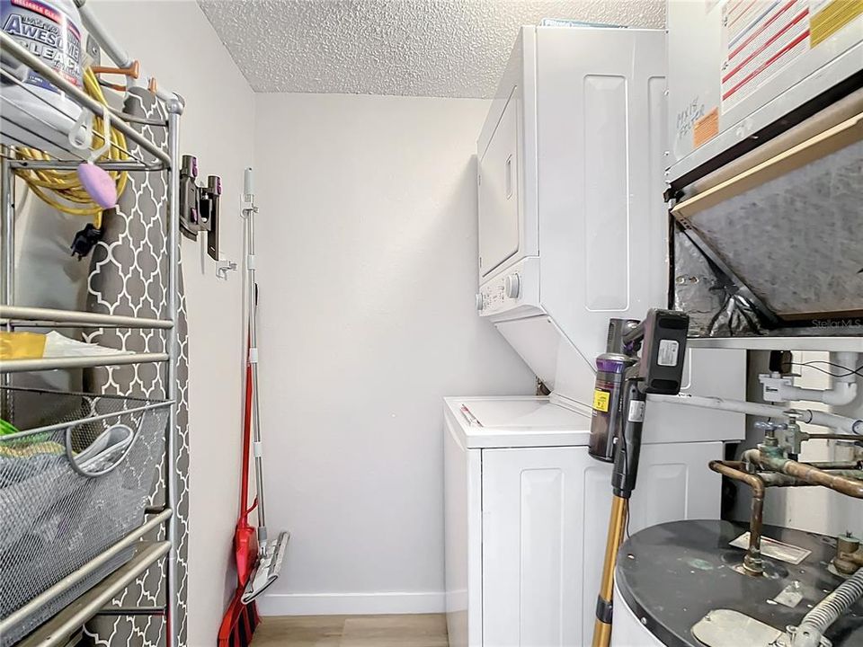 For Sale: $619,000 (2 beds, 2 baths, 1055 Square Feet)
