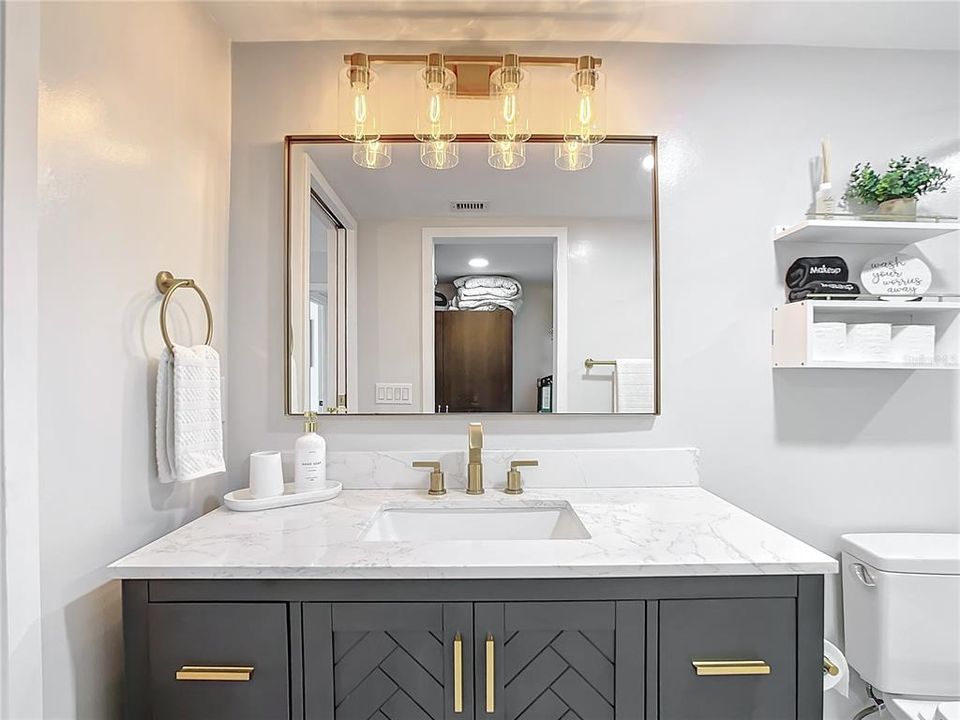 For Sale: $619,000 (2 beds, 2 baths, 1055 Square Feet)