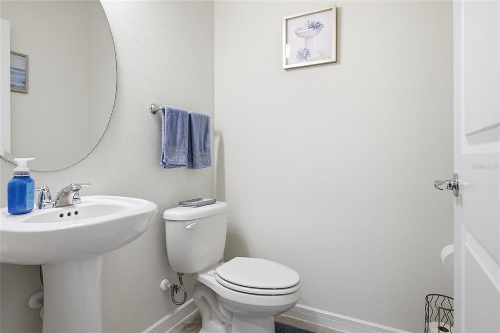 For Sale: $495,000 (3 beds, 2 baths, 2296 Square Feet)