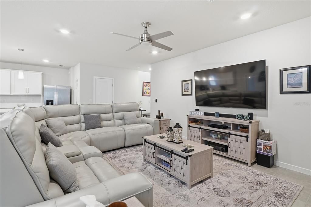 For Sale: $495,000 (3 beds, 2 baths, 2296 Square Feet)