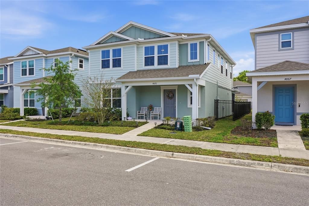 For Sale: $495,000 (3 beds, 2 baths, 2296 Square Feet)