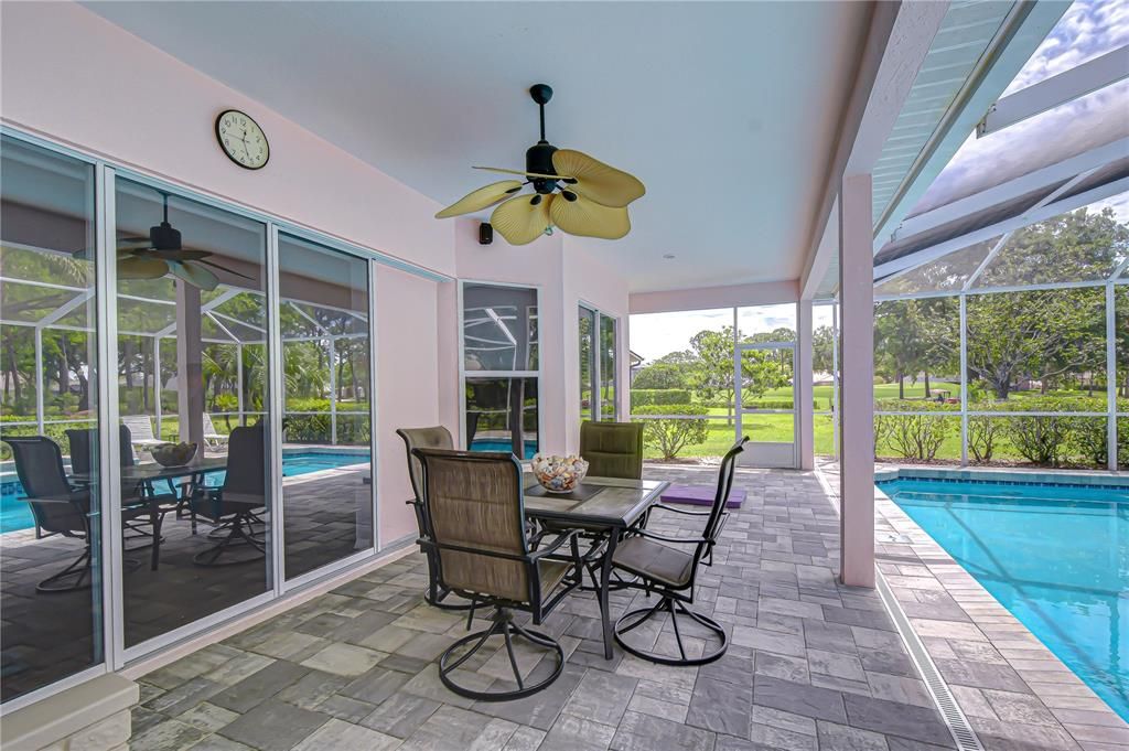 For Sale: $775,000 (5 beds, 3 baths, 3141 Square Feet)