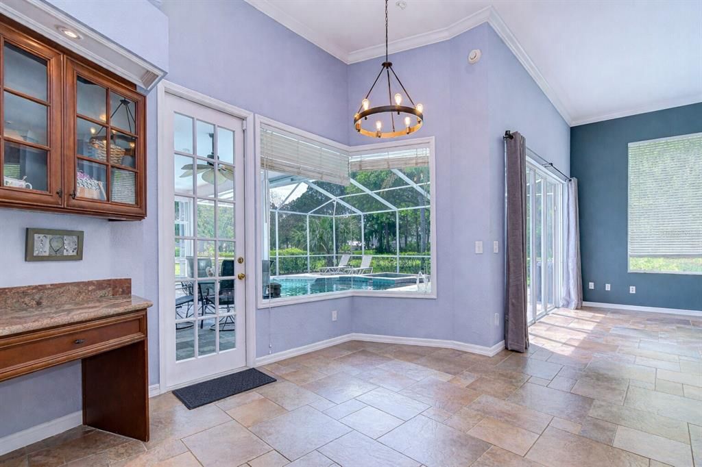 For Sale: $775,000 (5 beds, 3 baths, 3141 Square Feet)
