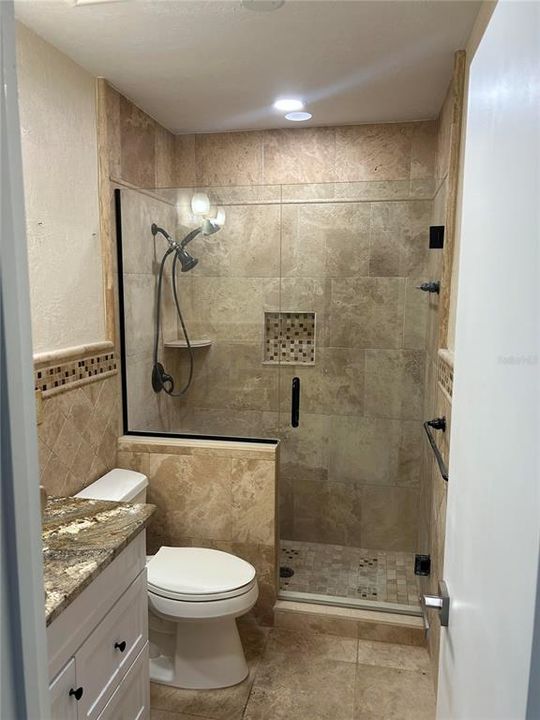 Active With Contract: $3,800 (3 beds, 2 baths, 1305 Square Feet)