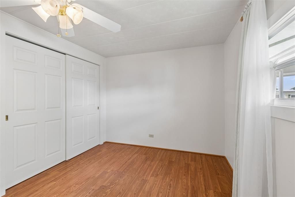 Active With Contract: $165,000 (2 beds, 2 baths, 1128 Square Feet)