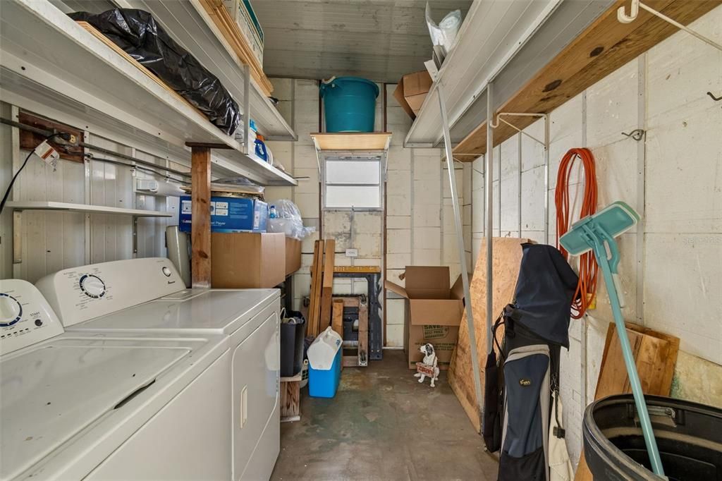 Active With Contract: $165,000 (2 beds, 2 baths, 1128 Square Feet)