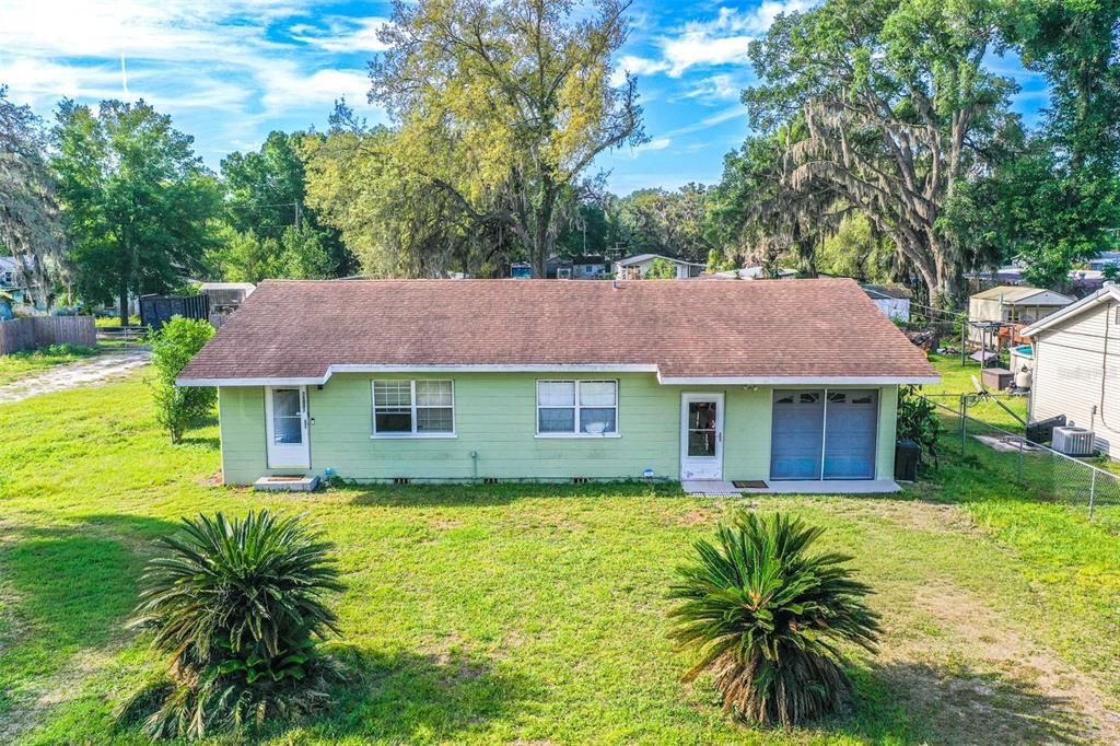 Active With Contract: $220,000 (3 beds, 1 baths, 1088 Square Feet)