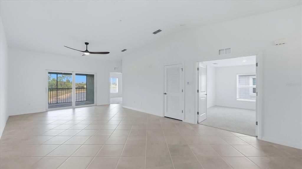 For Sale: $409,000 (2 beds, 2 baths, 1568 Square Feet)