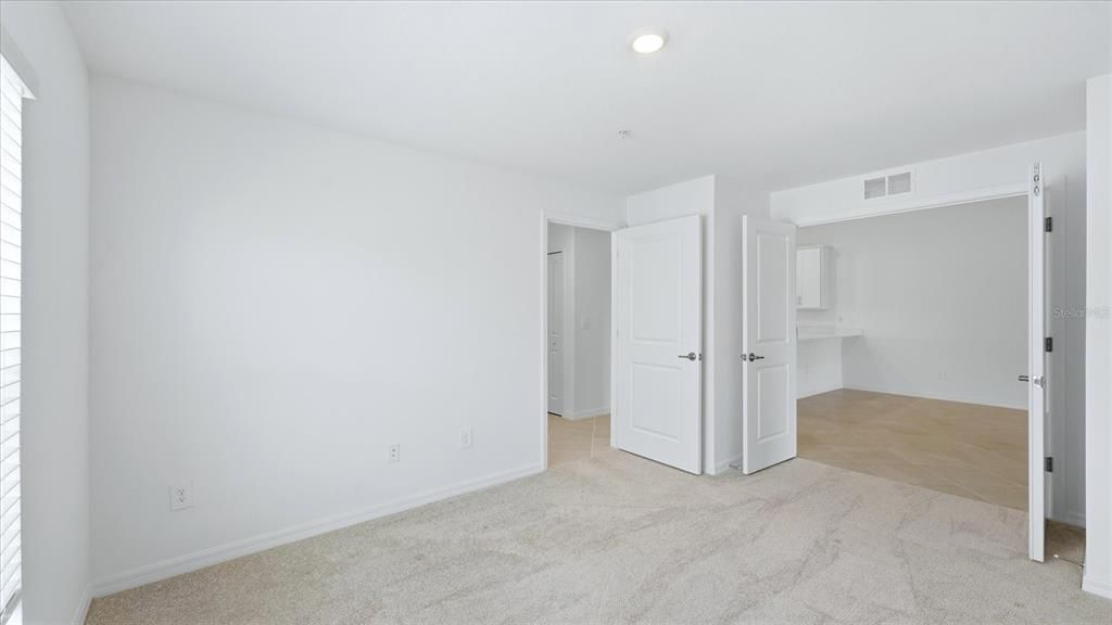 For Sale: $409,000 (2 beds, 2 baths, 1568 Square Feet)
