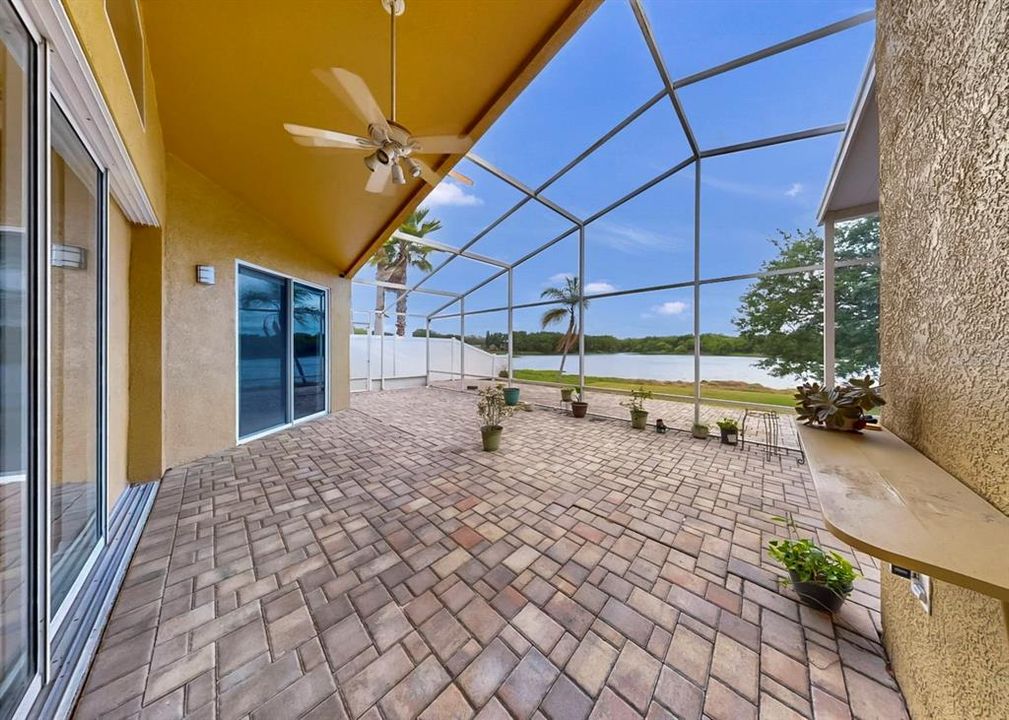 For Sale: $549,000 (4 beds, 3 baths, 2568 Square Feet)