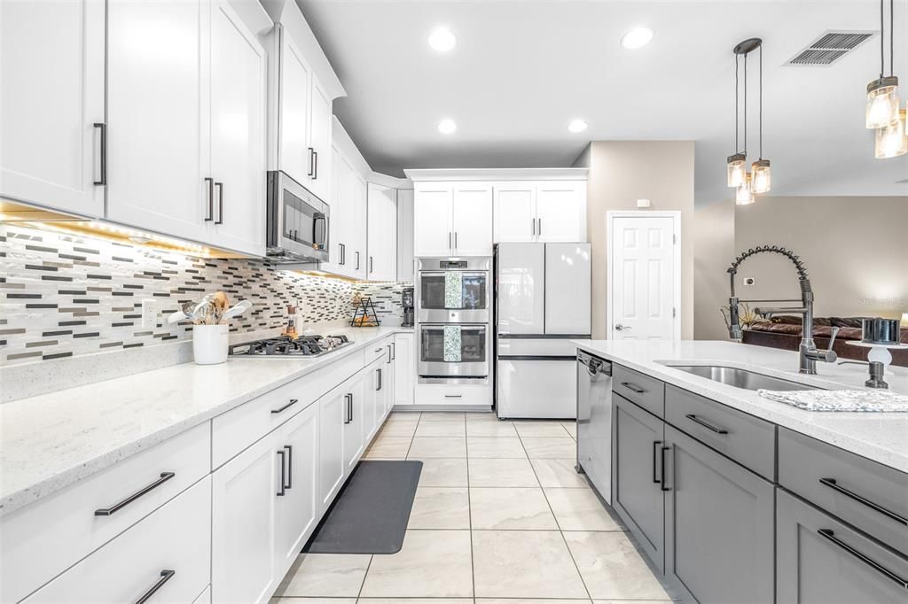 Active With Contract: $599,900 (4 beds, 3 baths, 2408 Square Feet)