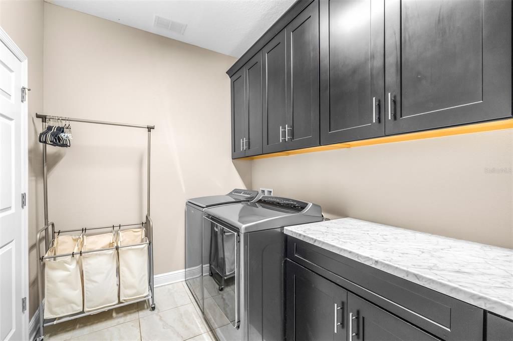 Active With Contract: $599,900 (4 beds, 3 baths, 2408 Square Feet)
