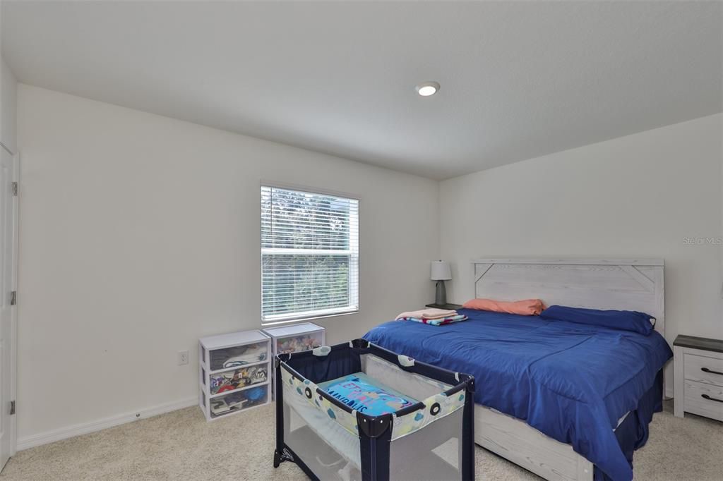 Active With Contract: $2,500 (3 beds, 2 baths, 1707 Square Feet)