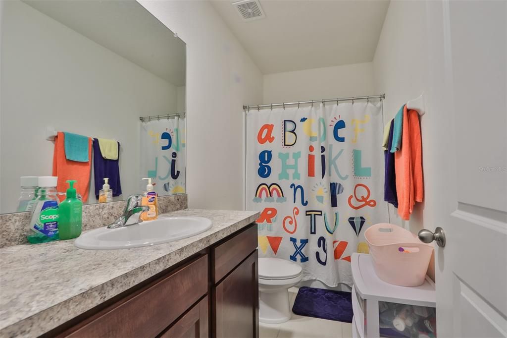 Active With Contract: $2,500 (3 beds, 2 baths, 1707 Square Feet)