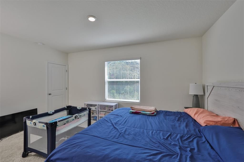 Active With Contract: $2,500 (3 beds, 2 baths, 1707 Square Feet)