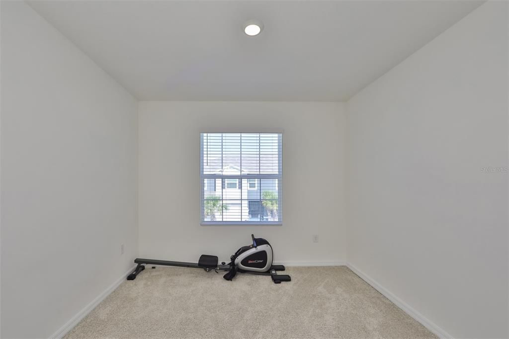 Active With Contract: $2,500 (3 beds, 2 baths, 1707 Square Feet)