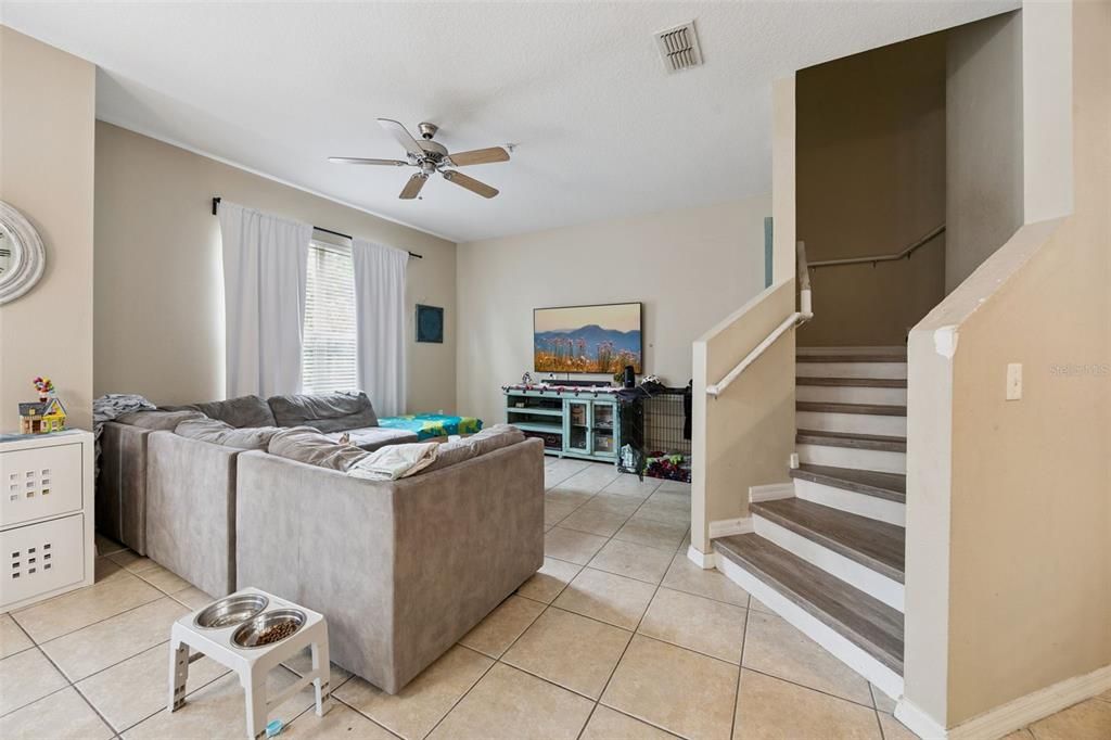 For Sale: $339,999 (3 beds, 2 baths, 1544 Square Feet)