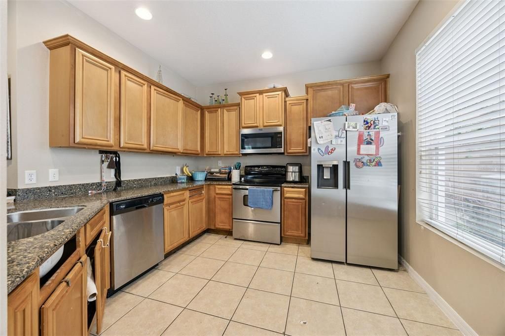 For Sale: $339,999 (3 beds, 2 baths, 1544 Square Feet)