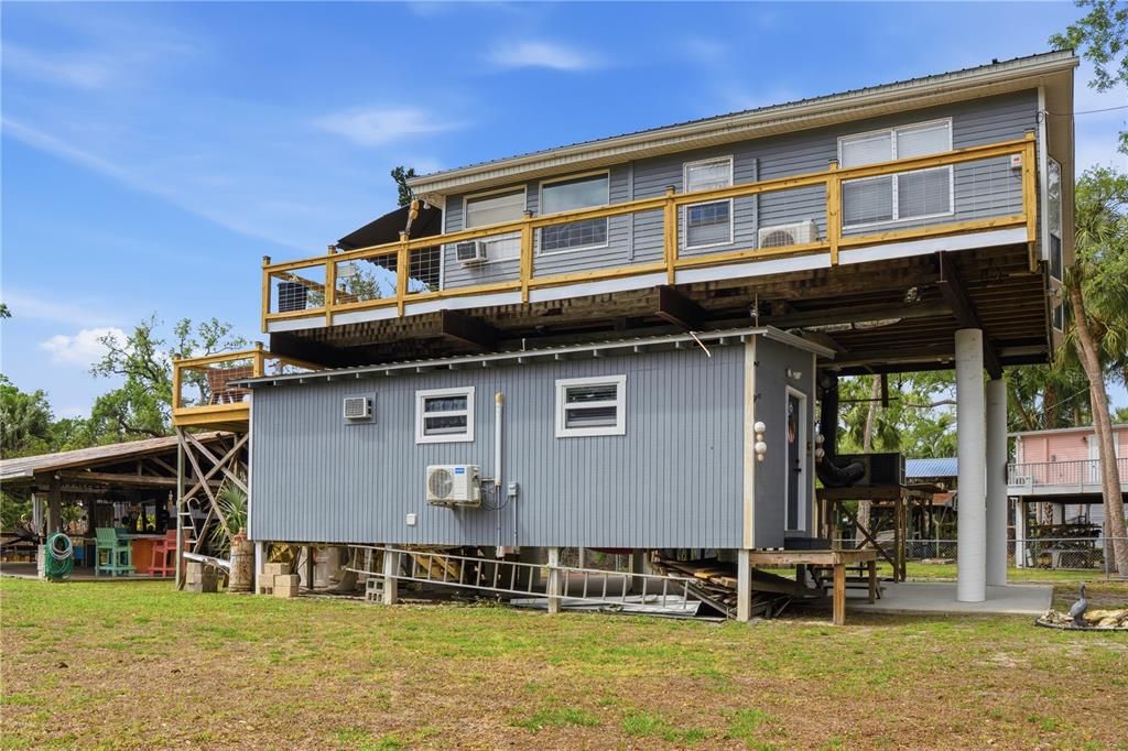 For Sale: $365,000 (3 beds, 2 baths, 1125 Square Feet)