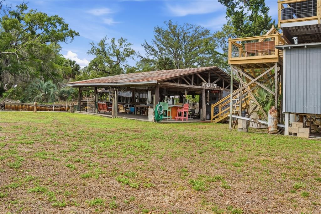 For Sale: $365,000 (3 beds, 2 baths, 1125 Square Feet)