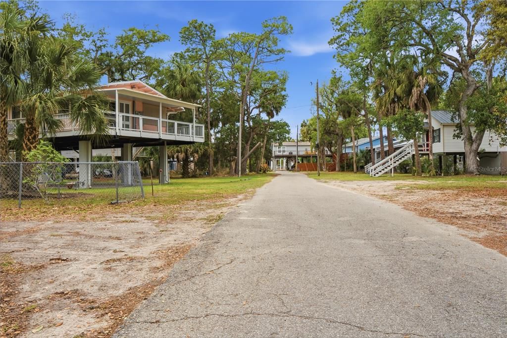 For Sale: $365,000 (3 beds, 2 baths, 1125 Square Feet)