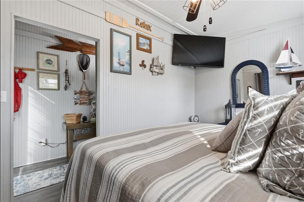 For Sale: $365,000 (3 beds, 2 baths, 1125 Square Feet)