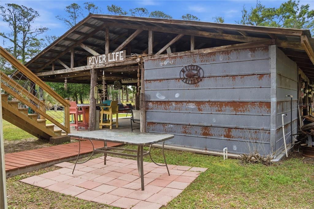 For Sale: $365,000 (3 beds, 2 baths, 1125 Square Feet)
