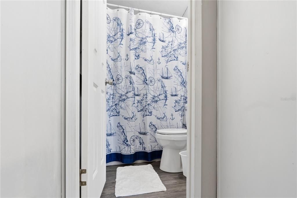 For Sale: $365,000 (3 beds, 2 baths, 1125 Square Feet)