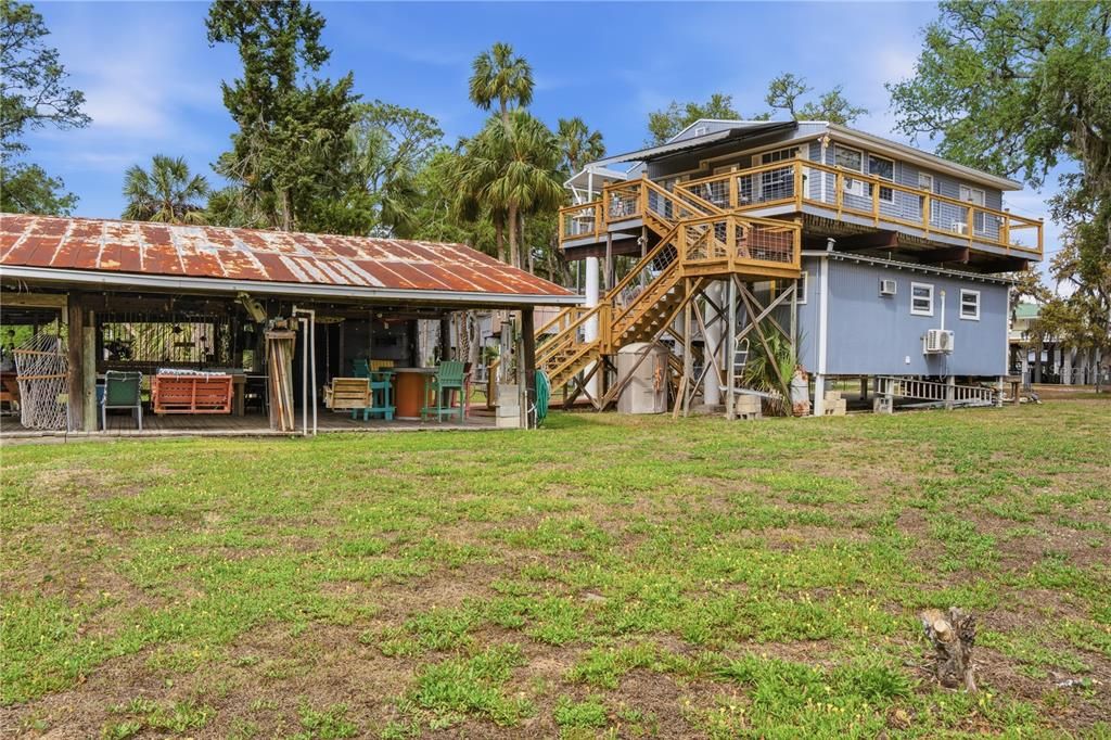For Sale: $365,000 (3 beds, 2 baths, 1125 Square Feet)