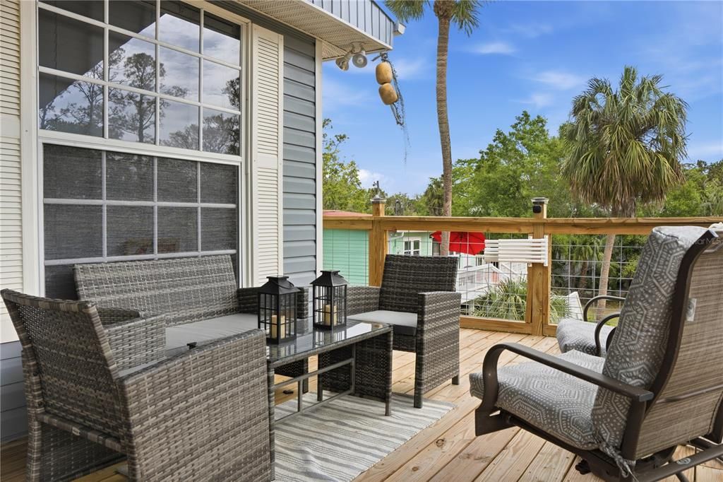 For Sale: $365,000 (3 beds, 2 baths, 1125 Square Feet)