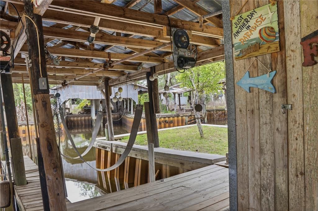 For Sale: $365,000 (3 beds, 2 baths, 1125 Square Feet)