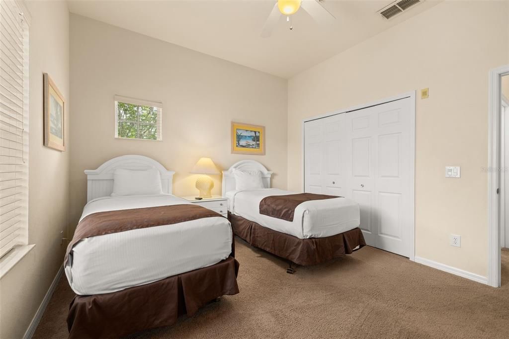 Active With Contract: $159,000 (2 beds, 2 baths, 1173 Square Feet)