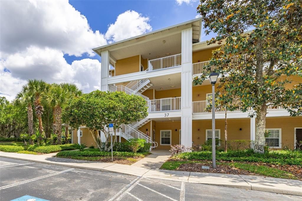 Active With Contract: $159,000 (2 beds, 2 baths, 1173 Square Feet)